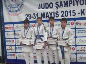 Judo Şampiyonasında Konya 3 madalya aldı
