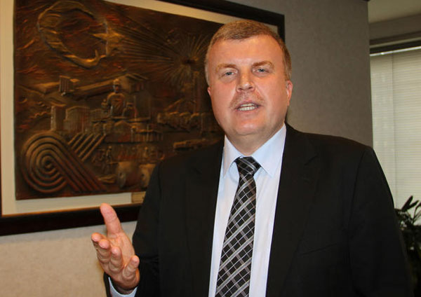 Ahmet Şan hakeme sitem etti