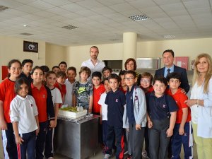 Uğur İnceman öğrencilerle buluştu