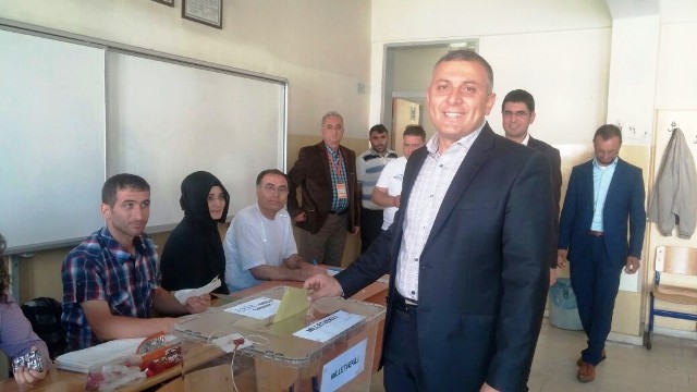 Musa Arat oyunu kullandı