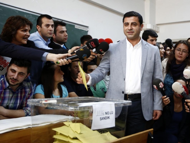 Demirtaş'tan Öcalan'a teşekkür!