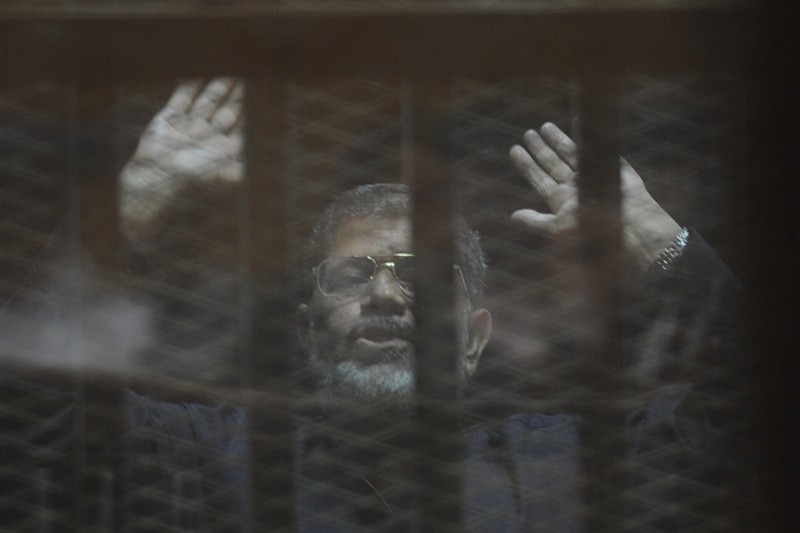 Mursi hapishanede iki defa baygınlık geçirdi