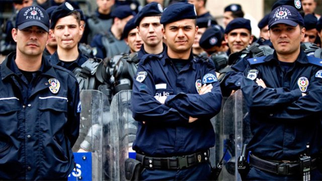Emniyet, Lise Mezunu 3 Bin Polis Adayı Arıyor