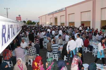 Mahalle iftarları devam ediyor