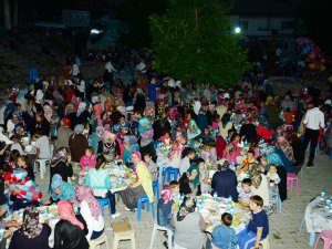 Müslümanlar bir binanın tuğlaları gibidir