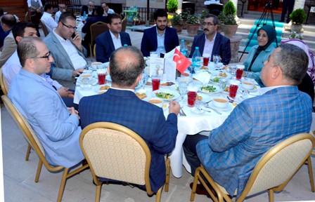 Toru’dan teşkilat mensuplarına iftar