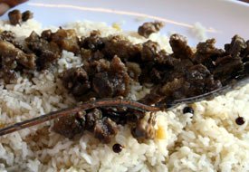 Düğün yemeği kalp krizine davetiye çıkarıyor!