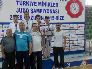Minik Judocular  Türkiye Şampiyonasından madalyayla döndü