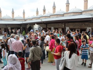 Satranççılar Mevlana’yı ziyaret etti