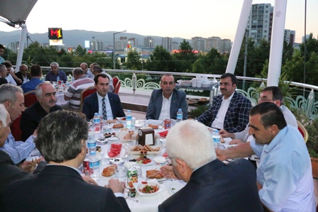 Oda Başkanları iftarda bir araya geldi