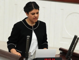 Dilek Öcalan kırmızı plakalı araca binecek mi?