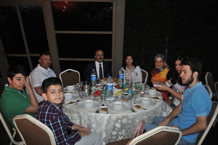 Jeoloji mühendisleri iftarda buluştu