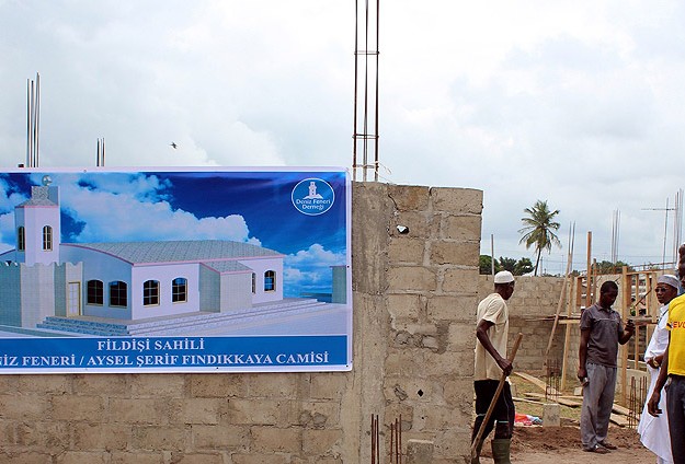 Türkiye Fildişili Müslümanları yalnız bırakmadı