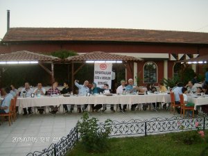 Konya’da Ispartalılar Derneği iftar  yemeği verdi