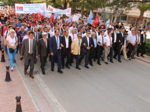 Konya Ülkü Ocakları Doğu Türkistan için yürüdü