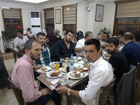 Azim Vinç’den iftar yemeği