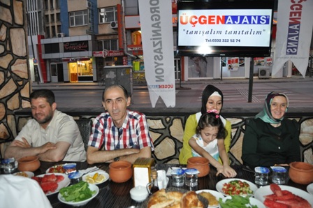 Üçgen Ajans iftar verdi