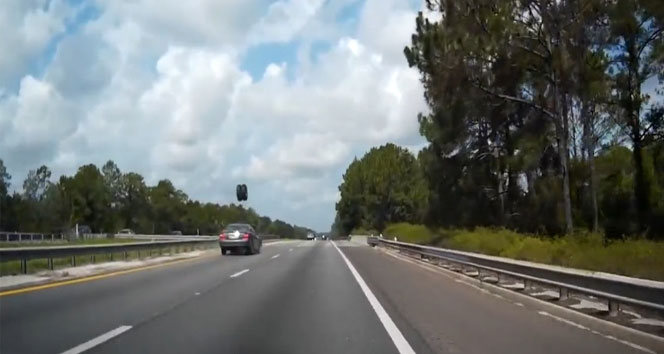 Otoyolda görünmez kaza!