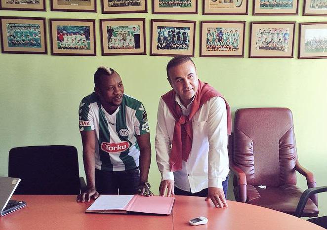 İbrahim Sissoko Konyaspor'a imzayı attı