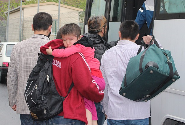 Tayland, 90 Uygur'u Çin'e iade etti