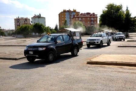 Selçuklu’da haşereyle mücadele sürüyor