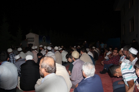 RİBAT Kadir gecesini muhteşem bir programla ihya etti