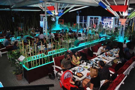 AKINSOFT'tan geleneksel iftar yemeğinde robot fabrikası müjdesi