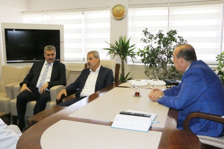 Esnaflar KONESOB’ta bayramlaştı