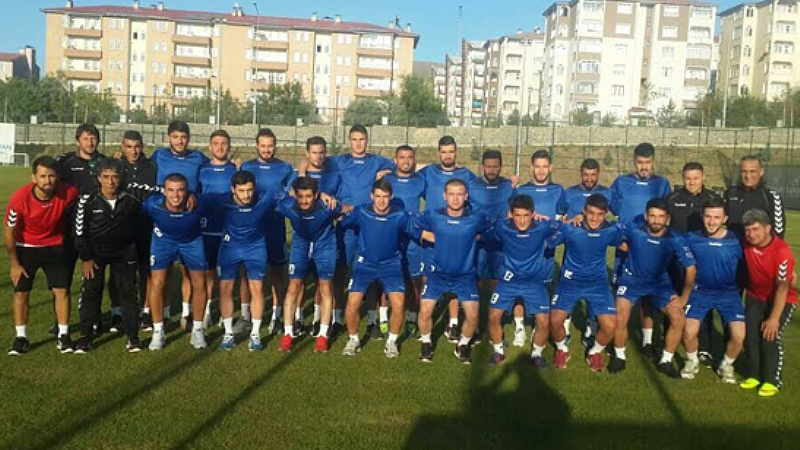 Anadolu Selçukspor Afyon kampında 4 maç yapacak
