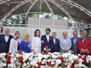 Gün ailesine Alman gelin