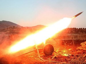 Suriyeli muhalifler 4 stratejik tepeyi ele geçirdi