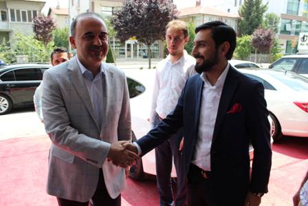 Vali Erol'dan Aydın Holding'e Ziyaret