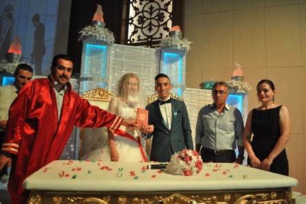 Ayşenur ile Yılmaz mutluluğa evet dedi