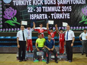 Konya Karatay Gençlik'ten 3 madalya