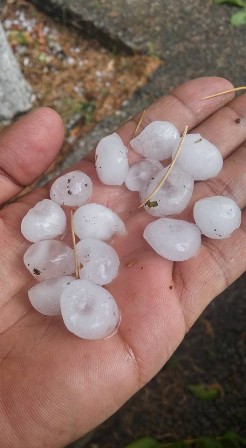 Konya'da misket büyüklüğünde dolu yağdı