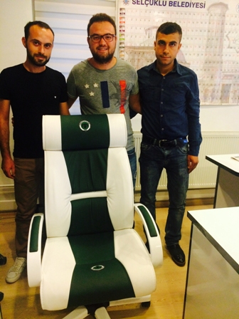 Taraftarlardan koltuk hediyesi