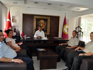 Ekinci’den Tutal’a ziyaret