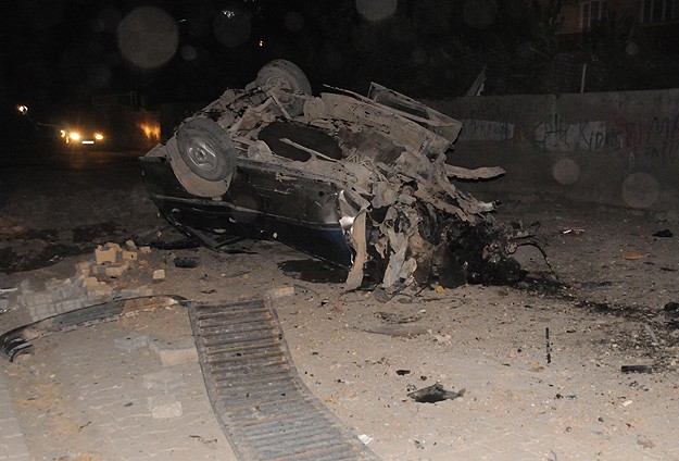 Şırnak'ta yola döşenmiş patlayıcı patladı: 1 ölü