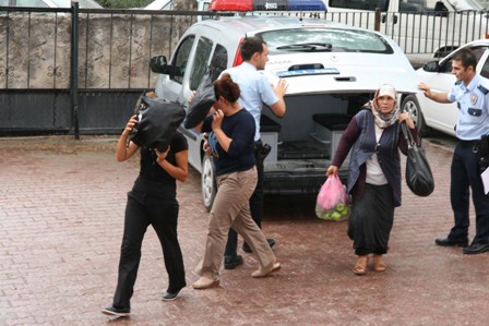 Konya'da ‘tırnakçı’ kadınlara suçüstü
