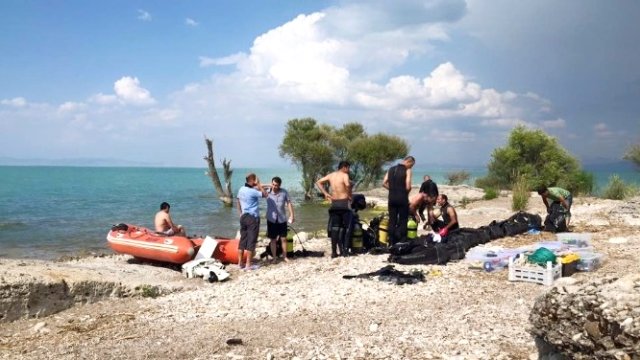 İki Kız Kardeş Girdikleri Gölde Boğuldu
