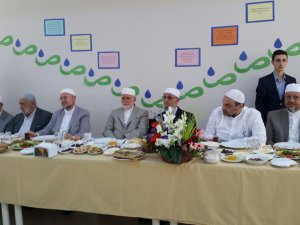 Osman Nuri Topbaş,  Ribat Gökkuşağı Kuran Kursu’nu ziyaret etti