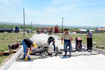 Meram'dan 65 bin metrekarelik parke