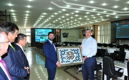 Kıbrıslı Bakan Atun borsayı ziyaret etti