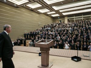 Erdoğan, muhtarlarlar toplantısında gündemi değerlendirdi