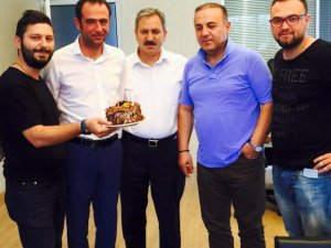 Sertaç Tuza'ya doğum günü sürprizi