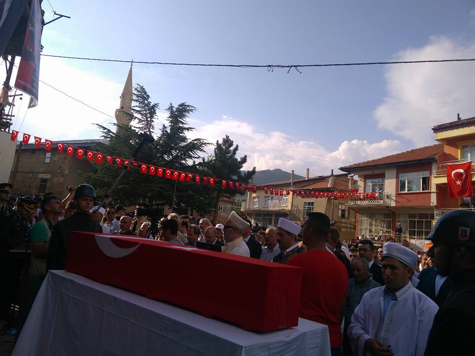 Şehit Astsubay son yolculuğuna uğurlandı