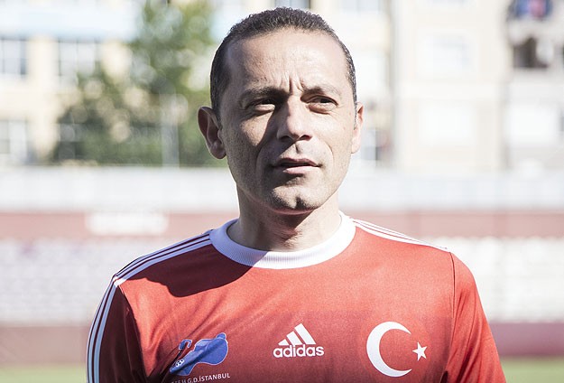 UEFA'dan Cüneyt Çakır'a görev