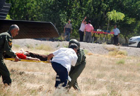 Enkazdan çıkarılan 3 kişi Meram Tıp'ta