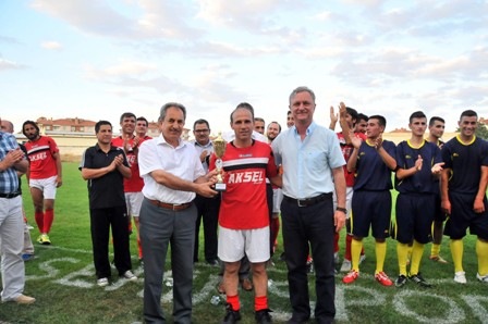 Tarihi maç yeniden canlandırıldı