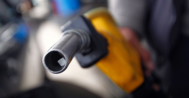 Benzine indirim! Benzin fiyatları ne kadar? LPG fiyatı ne kadar oldu?